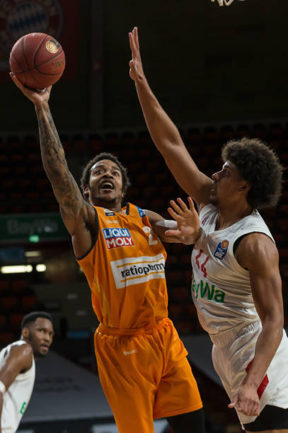 用防守反击 用防守反击