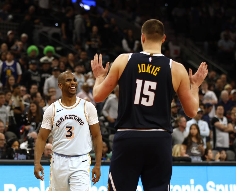 面对灰熊 面对灰熊