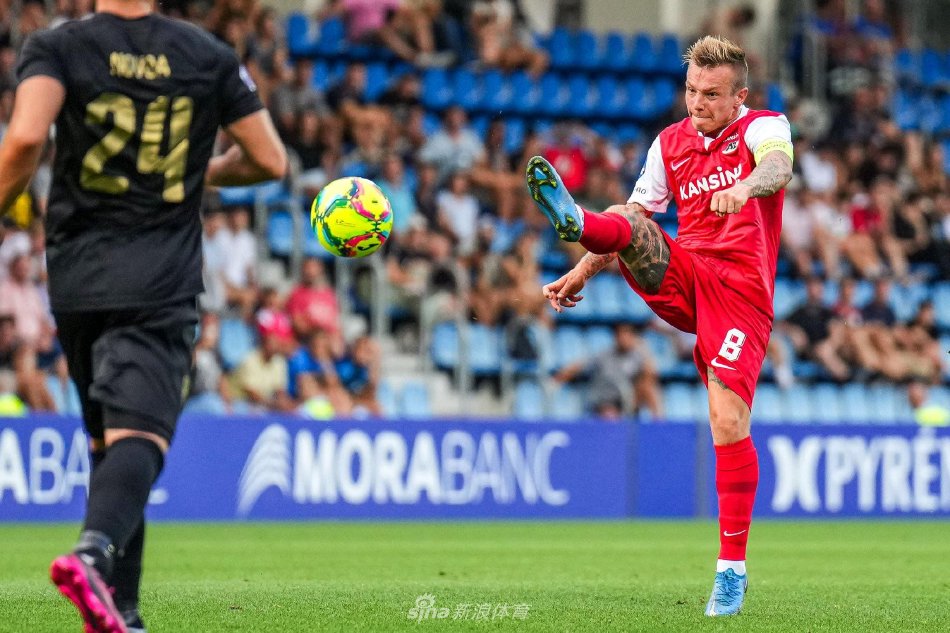 不但展示了 不但展示了